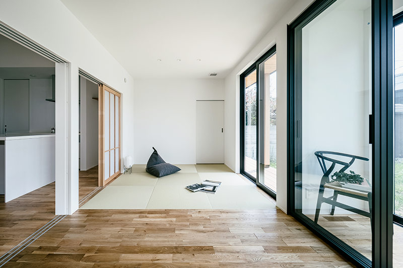 「えっ、この価格で？」間取りではなく暮らし方から設計するから、“理想よりもっと＋”な家づくりが可能です。